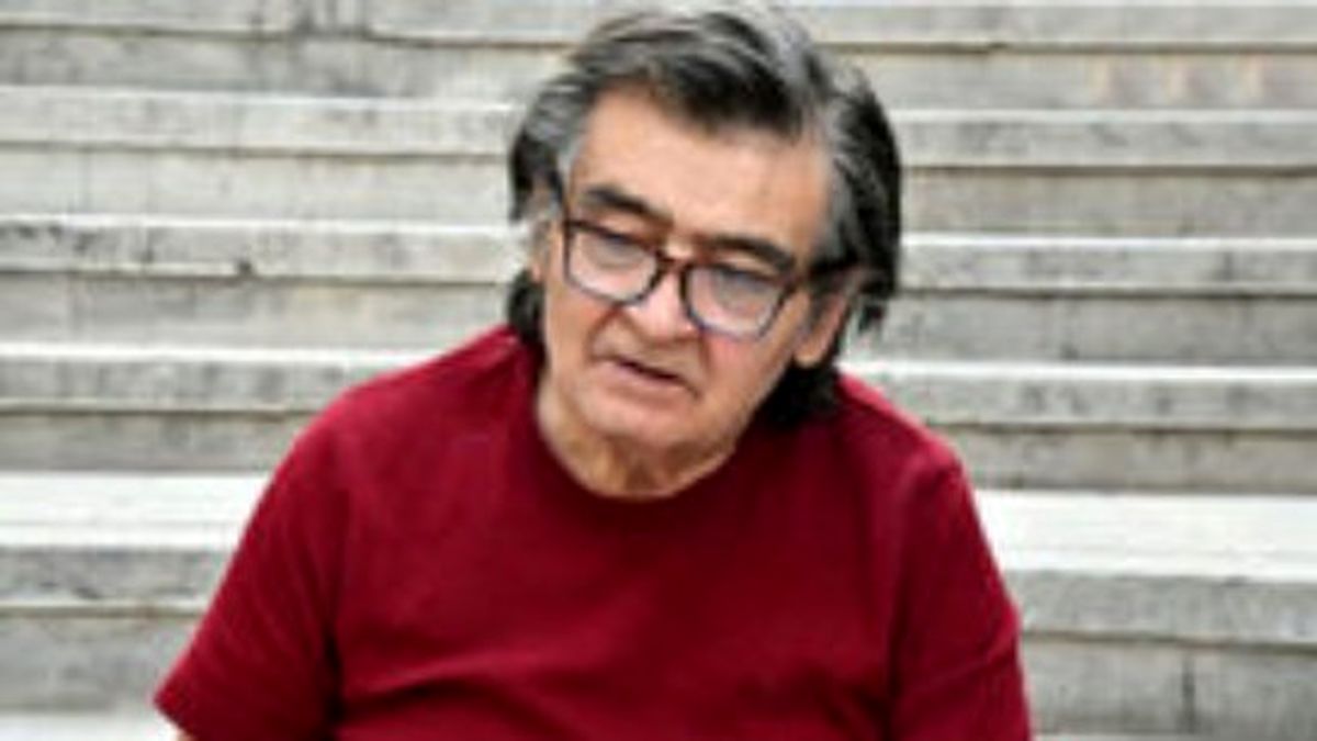 درخواست رضا رویگری از مردم و هنرمندان