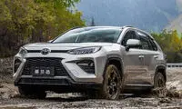 تویوتا وایلد لندر Luxury Plus؛ امکاناتی که این SUV را از رقبا متمایز می‌کند
