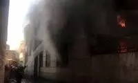 لحظه شوک‌آور آتش‌سوزی در خیابان خیام تهران! 