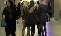 پخش تصاویر زنان با لباس‌های باز روی آنتن سیما!