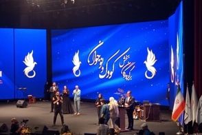 دورهمی چهره‌های مشهور سینما در یک مراسم