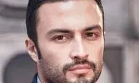 عکسی تازه از امیر جدیدی در مراسم خاکسپاری پسیانی 