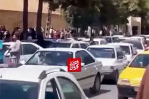 ازدحام جمعیت برای یک پارچه‌فروشی منجر به پلمب شد 