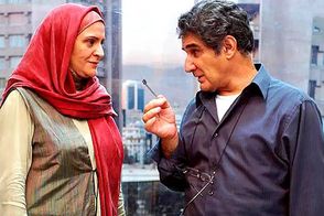 چهره جوان گلاب آدینه 29 ساله در اولین تجربه تلویزیونی