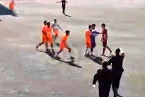 زد و خورد دسته‌جمعی در فوتبال ایران جنجال آفرید