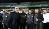 به خاطر استقلال، آبروی خودم را حراج نمی‌کنم!