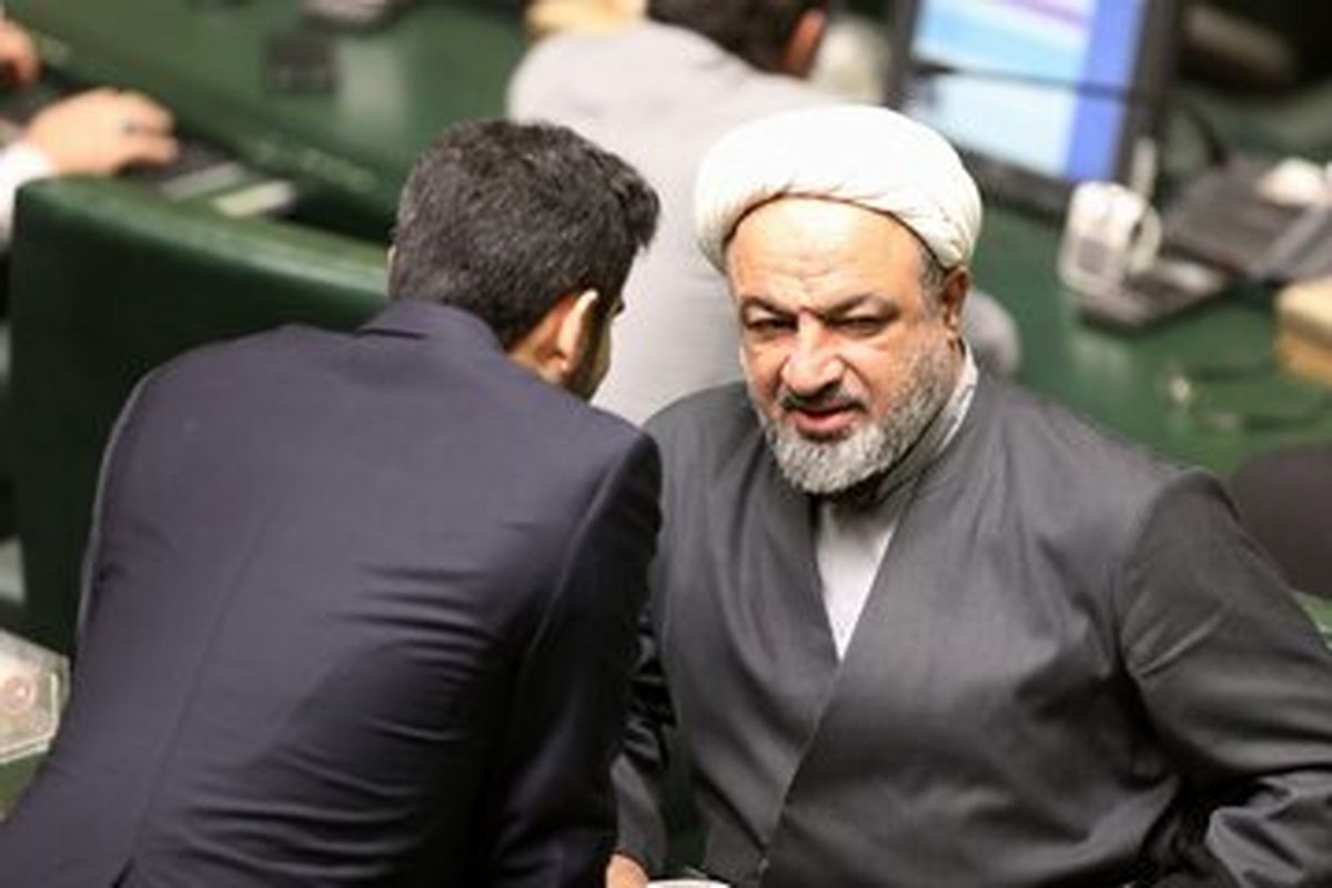 این نمایندگان، ۲۵درصد دارایی مردم را بر باد دادند