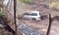 تصویری دهشتناک از سیل جاده چالوس