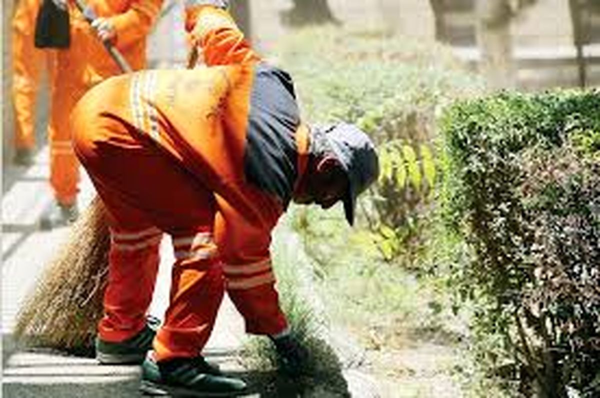 فیلم سوپرایز تولد پاکبان زحمتکش توسط کسبه یک محله