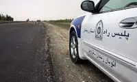 شکستن آینه ماکسیمای پلیس توسط راننده مجنون!