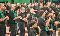 در این هیئت، روضه‌ها را با ایما و اشاره می‌خوانند