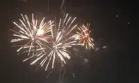 جشن و آتش‌بازی فلسطینی‌ها پس از اعلام نتایج اولیه انتخابات