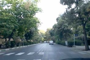 بنر متفاوت آغاز سال تحصیلی توجه مردم را جلب کرد