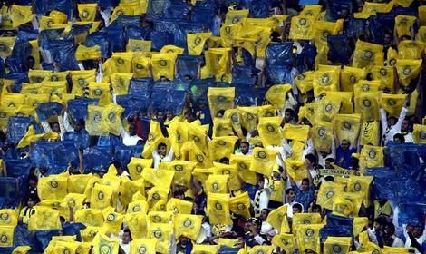 خوش‌آمدگویی متفاوت گوینده النصر به پرسپولیس