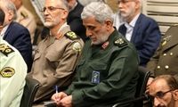 این قاب از سردار قاآنی در مرقد امام جلب‌توجه کرد