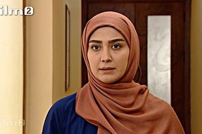 استایل خیابانی خانم بازیگر فاصله‌ها جلب‌توجه کرد