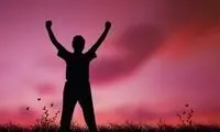 ۱۰ رفتار افرادی که عزت نفس پایینی دارند