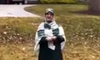 ویدئوی پربازدید زن مهاجر و محجبه ایرانی در کانادا