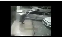 ببینید؛ پسر جوان به موقع جانش را نجات داد!