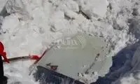  وضعیت عجیب پیکان مدفون شده در برف کوهرنگ
