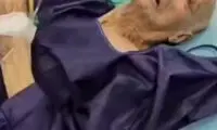 فیلم سیگار کشیدن پیرمرد ۹۶ساله‌ ایرانی در اتاق عمل!