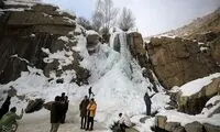 تصاویری کم‌سابقه از آبشار یخ‌زده 12متری همدان