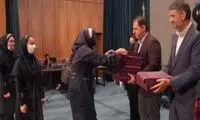 جنجال هدیه غیرمتعارف به دانش آموزان دختر