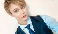 مرد ژاپنی که خودش را به یک عروسک زنده تبدیل کرد