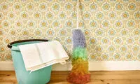 روش‌های ساده و کاربردی برای تمیز کردن کاغذ دیواری