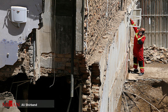 تصاویری از ریزش ساختمان 4 طبقه در گیشا