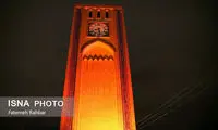 برج ساعت مسجد جامع قرمز شد