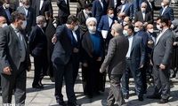 توهین مشترک روحانی و منتقدانش به مردم