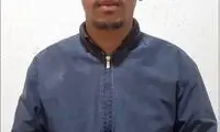 جوانی که ۳ نفر را کنار دیوار به آتش کشید