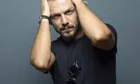 عباس غزالی: نقش چغر دوست دارم!