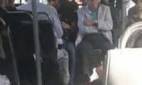 عکس استاد معروف موسیقی سوار بر اتوبوس