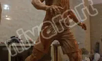 رونمایی از مجسمه علی کریمی +عکس