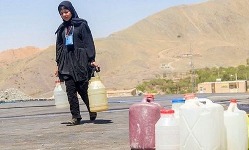 مردم در خوزستان برای آب شور هم پول می‌دهند