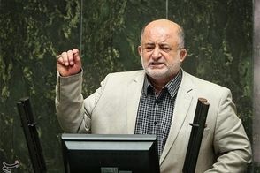 قاضی‌پور: به مدیریت زنان اعتقادی ندارم!