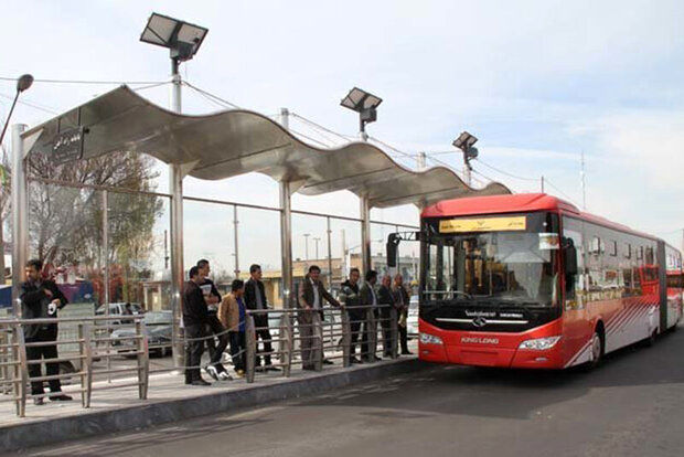 تغییر محل نشستن مردان و زنان در خطوط BRT