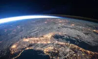 عکاسی در ارتفاع 370 کیلومتری زمین
