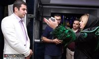 عکس: لباس پردار عجیب نیوشا ضیغمی