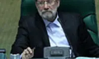 لاریجانی: احمدی‌نژاد با خودش مشکل دارد!