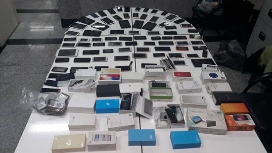 دستگیری مالخر گوشی‌های مسروقه با ۱۰۰۰ موبایل