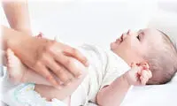 یبوست نوزادان را با ماساژ دادن رفع کنید