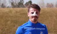وریا غفوری با بینی شکسته در تمرین استقلال