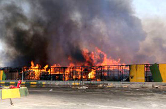 آتش سوزی گسترده در کارخانه کرمان موتور