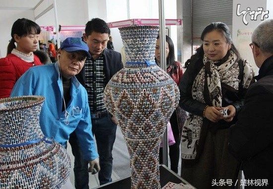 ساخت گلدان‌های چینی بی نظیر با کارت بازی