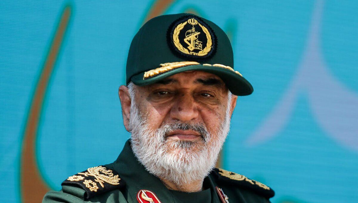 سردار سلامی: سپاه به هر تهدیدی پاسخ میدهد