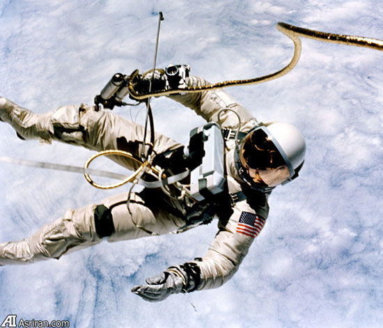 نخستین پیاده‌روی فضایی آمریکایی‌ها +عکس