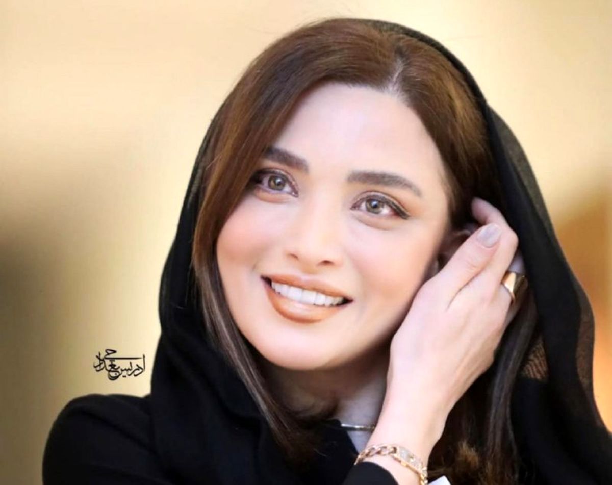   استایل شیک و خاص بهنوش طباطبایی در یک مراسم 